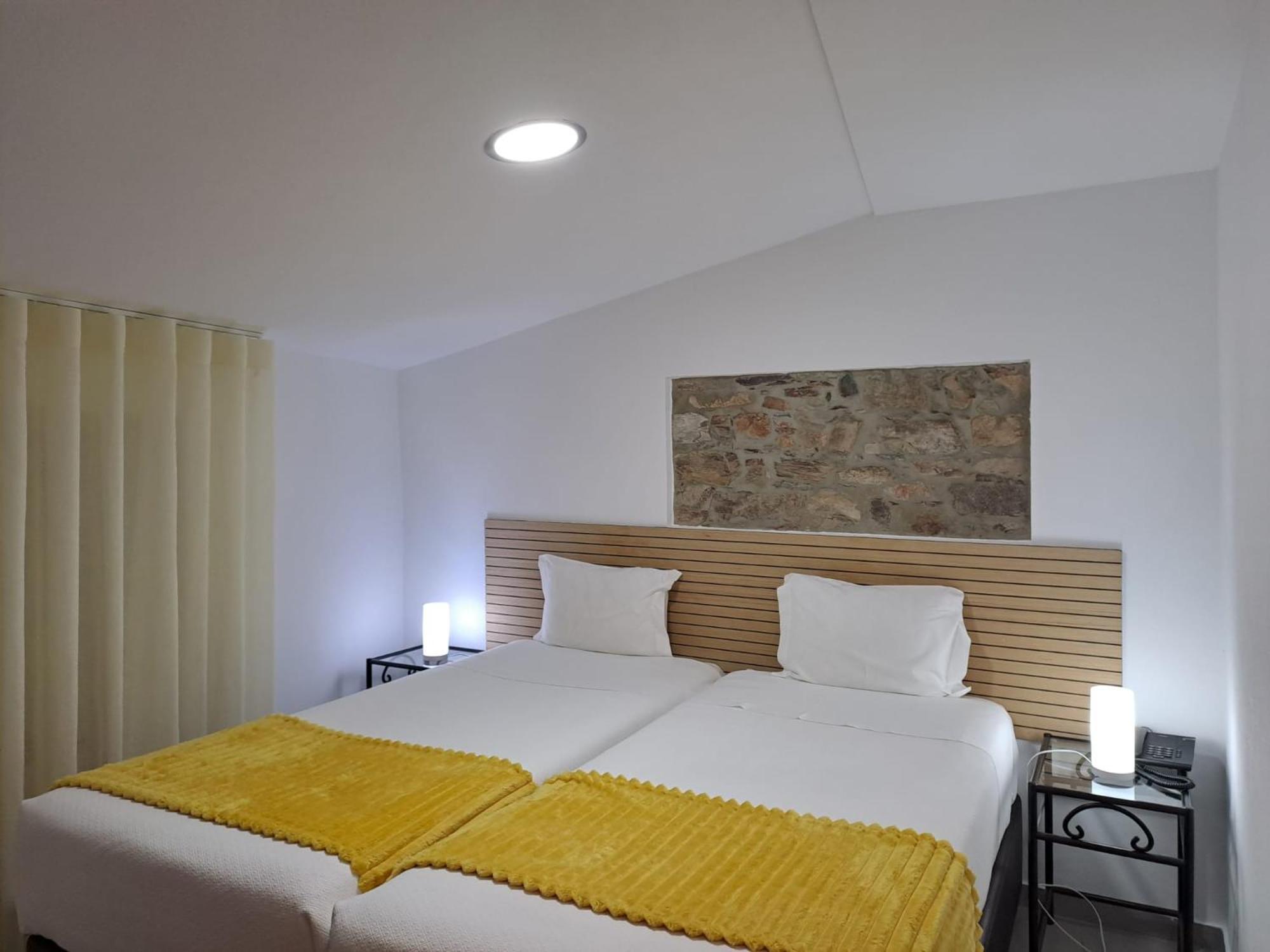 Hotel Largo Da Fonte à Sertã Extérieur photo