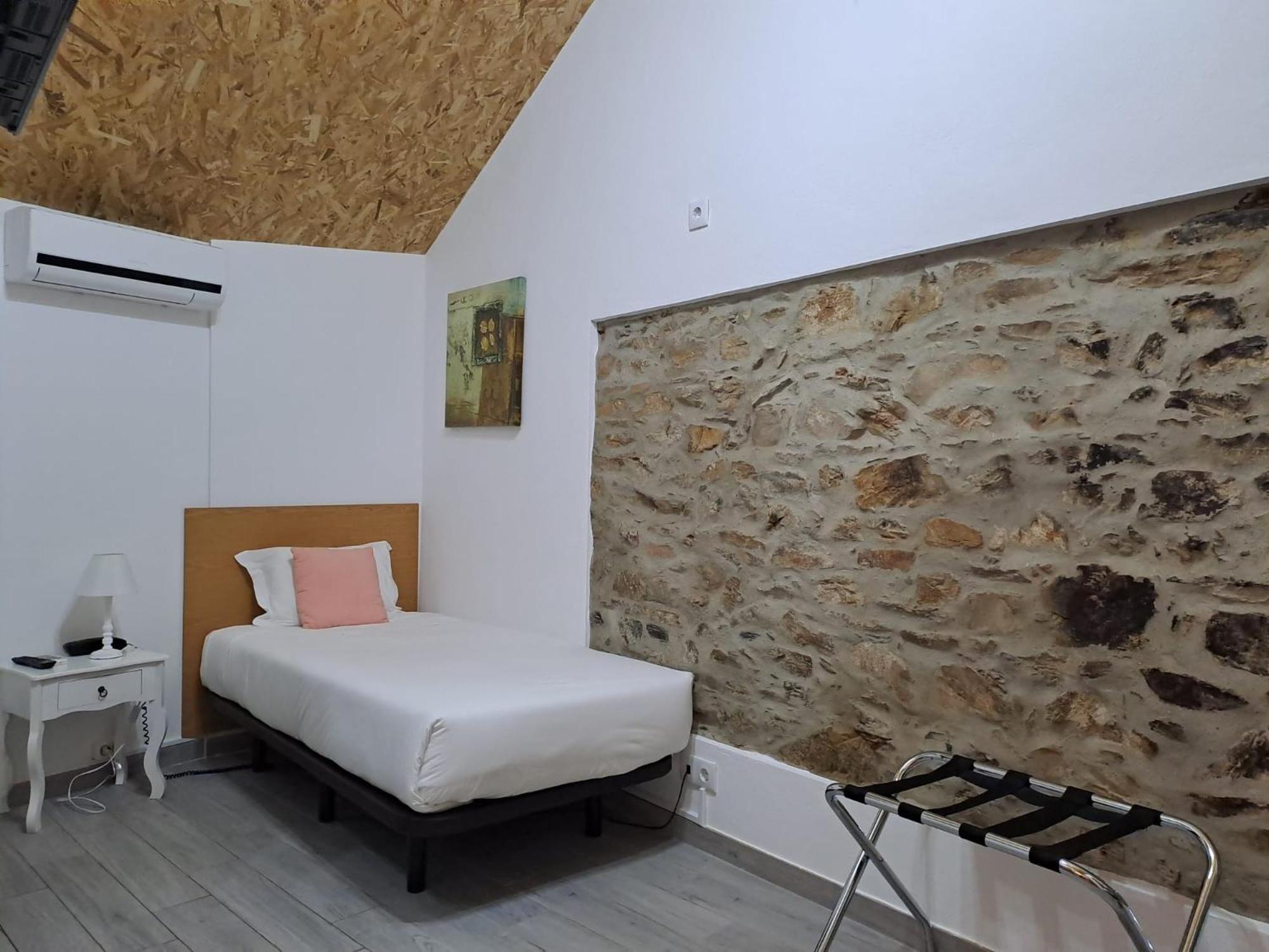 Hotel Largo Da Fonte à Sertã Extérieur photo